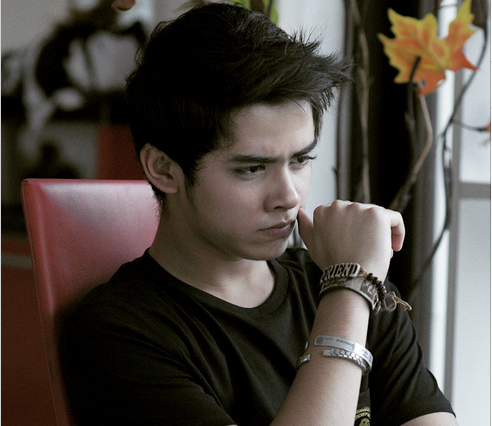 Aliando Angkat Bicara tentang Video 'Penembakan' Nikita Willy