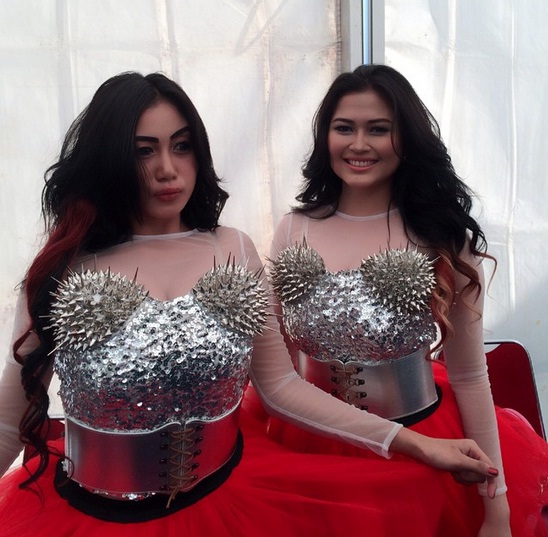 Netizen Ribut Belajar Fokus dari Video Terbaru Duo Serigala
