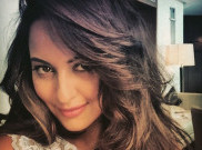 Sonakshi Sinha Rela Turunkan Berat Badan 30 Kg Demi jadi Bintang Bollywood