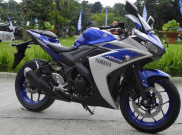 Yamaha YZF-R25 ABS Resmi Mengaspal di Indonesia