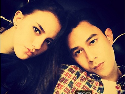 Foto Hot Dahlia Poland dan Sang Pacar