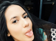Pevita Pearce Buka-Bukaan tentang Perawatan Ketiaknya