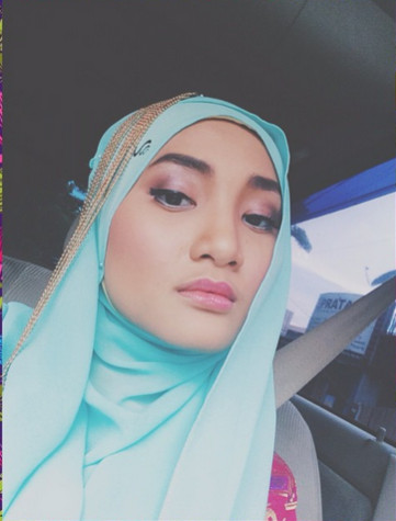 Berkarier Sambil Kuliah, Fatin Mengaku Keteteran