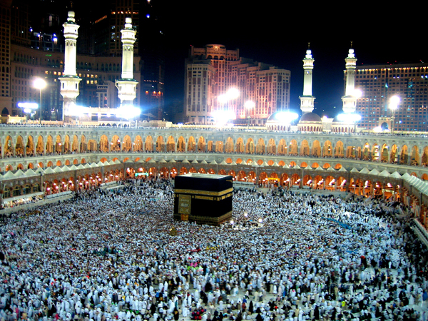 Penipuan Umrah Murah Marak, DPR Tekan Kemenag Bertindak Tegas