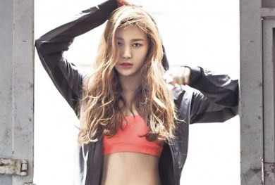 Yura Girl's Day Pamer Tubuh Seksinya di Majalah 'Grazia'