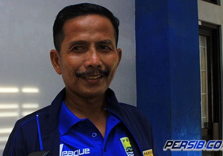 Pelatih Persib Bandung Bidik Kemenangan Sebagai Kado HUT Klub