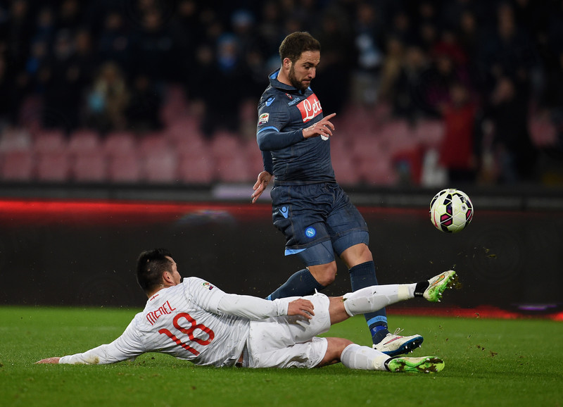 Napoli Ditahan Inter Milan di Stadio San Paolo