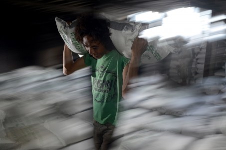 Rupiah Anjlok, Produksi dan Penjualan Gula Stabil