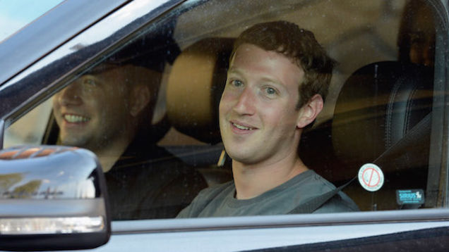 Facebook Bakal Produksi Mobil?