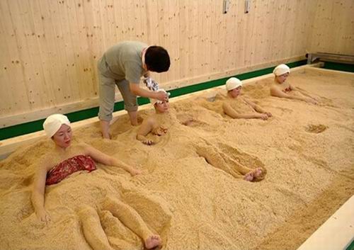 Spa Serbuk Kayu, Rahasia Kecantikan Wanita Jepang
