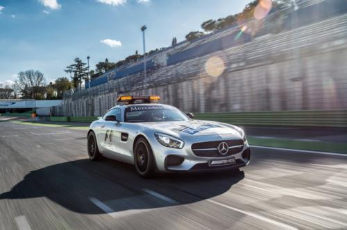 F1 2015 akan Gunakan 'Safety Car' dan 'Medical Car'