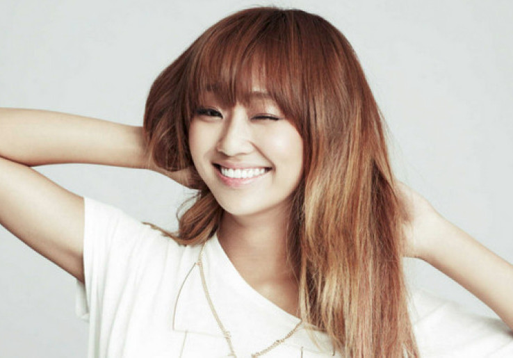 Hyorin SISTAR Tampil Unik di Majalah 'Marie Claire' Namun Tetap Seksi