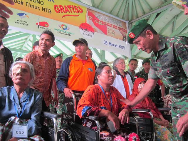Tim Ekspedisi NKRI Gelar Operasi Katarak Gratis