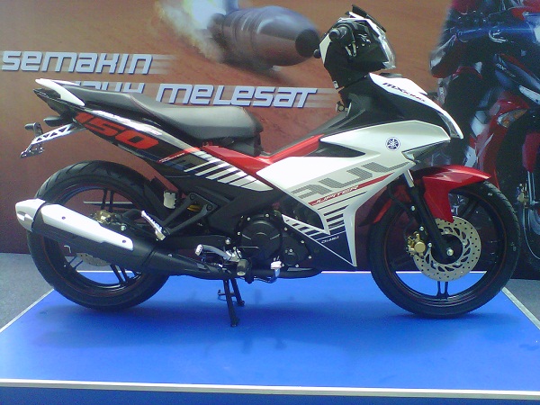 Perbandingan Yamaha Jupiter MX King dan Suzuki Satria FU