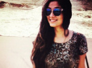 Wajah Menawan Saumya Seth Tanpa Riasan