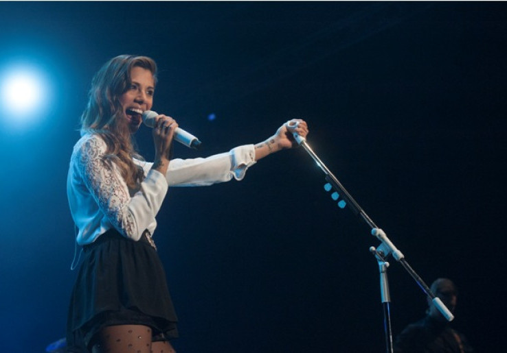Penampilan Memukau Christina Perri di Jakarta