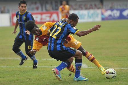 Arema Cronus Juara Turnamen Bali Island Cup 2015