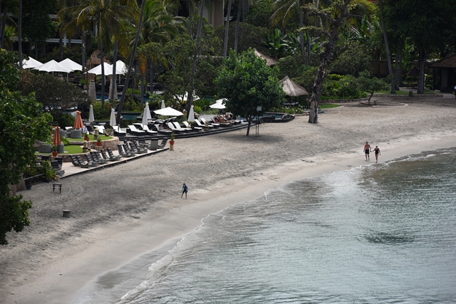 Pantai Senggigi Tawarkan Keindahan Alam Spektakuler