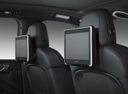 Manjakan Pecinta Porsche dengan Rear Seat Entertainment