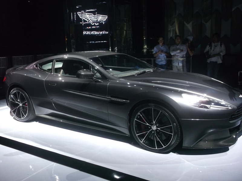 Fantastis! Ini Harga Mobil James Bond