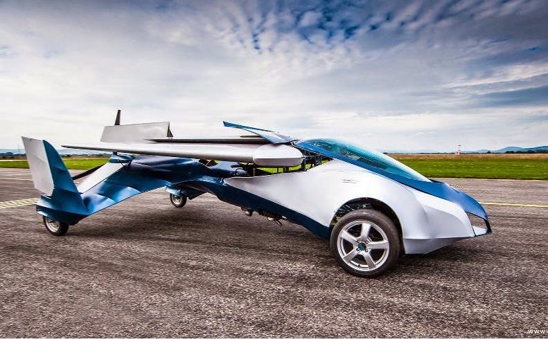 Mobil Terbang 'AeroMobil' Siap meluncur di 2017