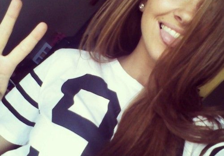 Bahaya, 'Underboob Selfie' Bisa Dipenjara