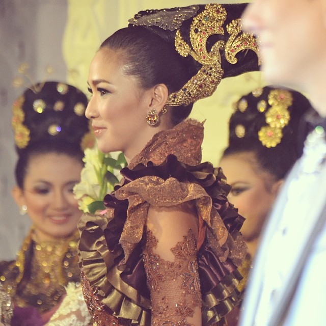 Miss Indonesia 2007 Pandang Langkah Kristania Positif