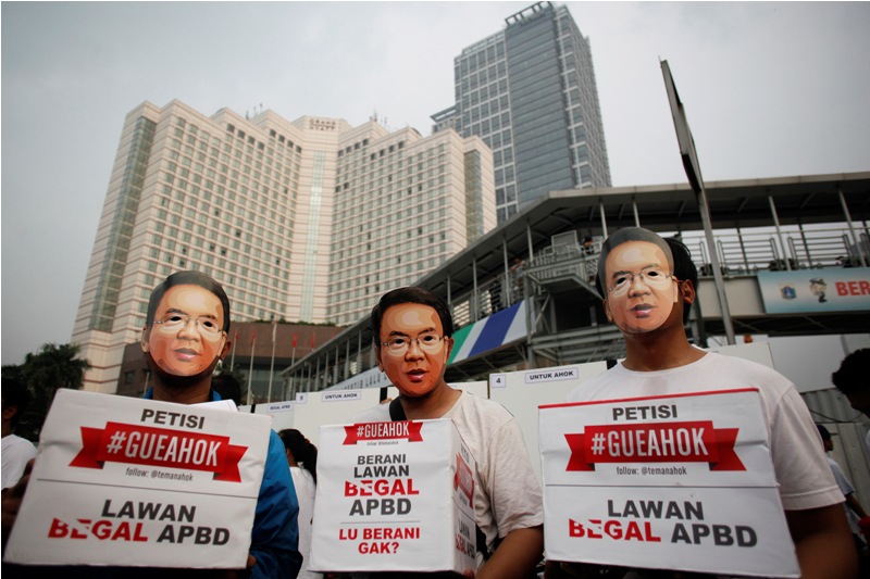 Aksi Warga Dukung Ahok Lawan Begal APBD