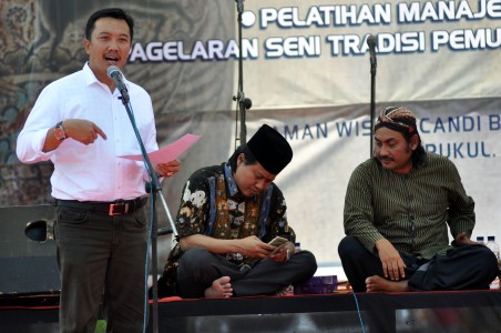 Menpora, Mengapa Baru Sekarang Bekukan PSSI?