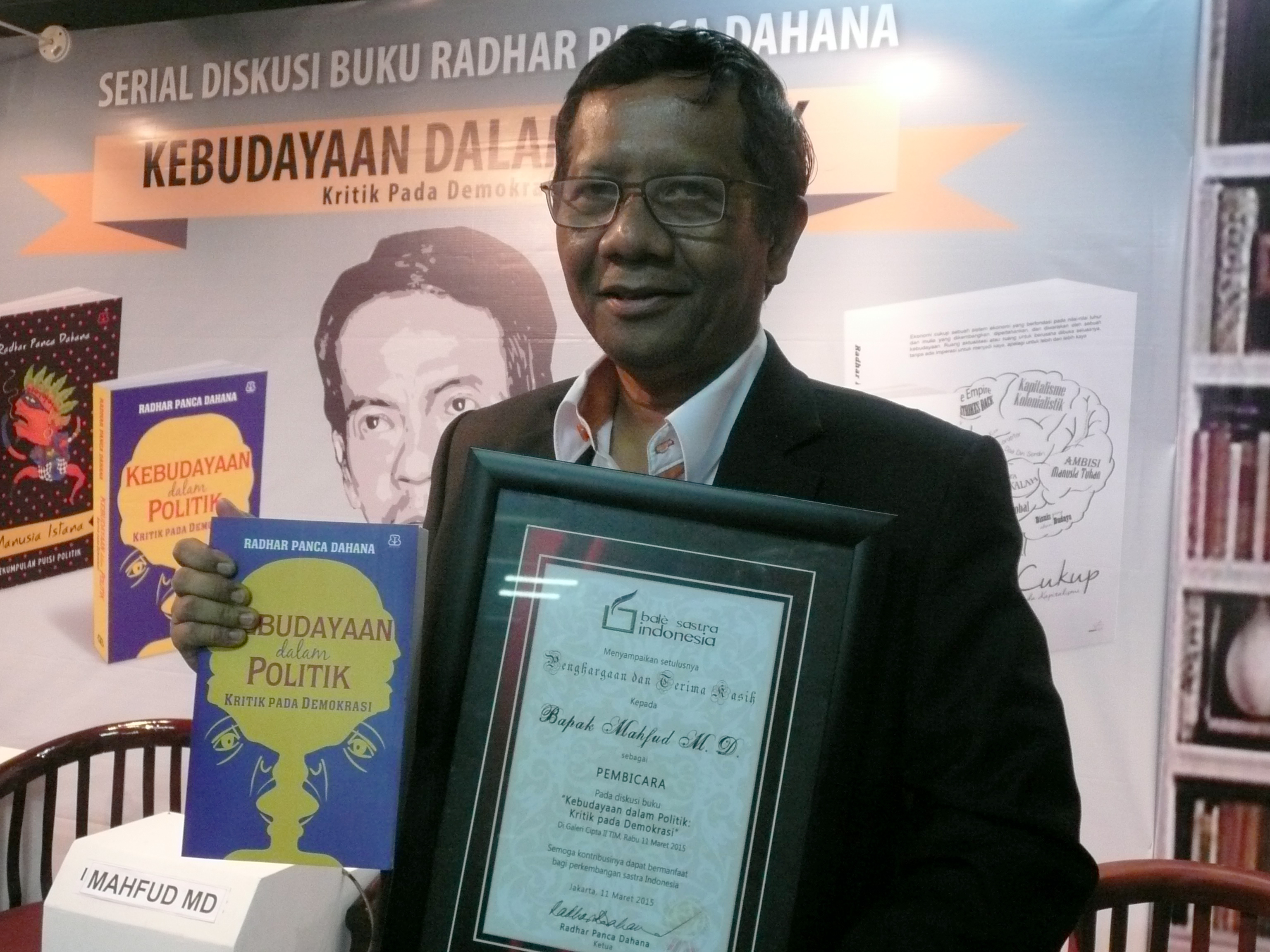 Mahfud MD Desak Ruki Periksa Menteri Marwan Jafar