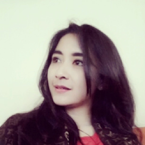 Setelah Menikah Uut Tetap Bernyanyi