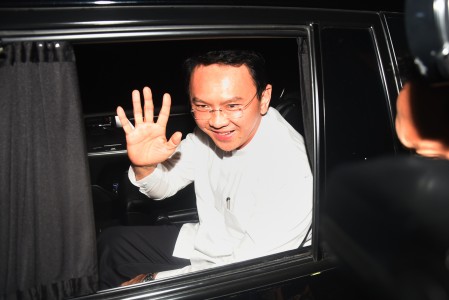 Ahok Soal Tarif Nikita Mirzani: 65 Juta, Mahal Bos