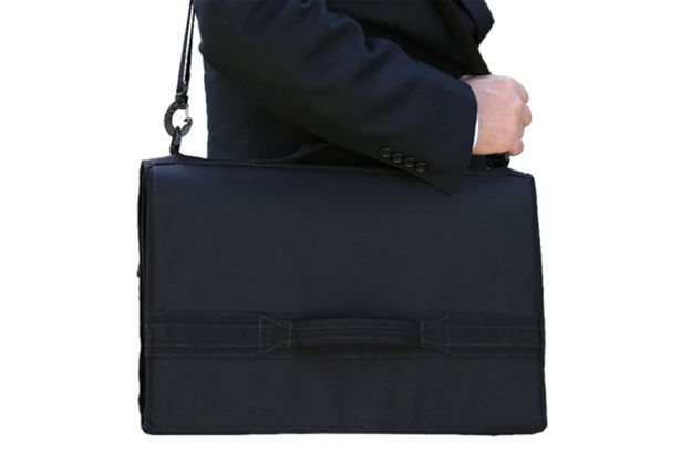 Tas Laptop Anti Peluru Dibanderol Rp12 Juta