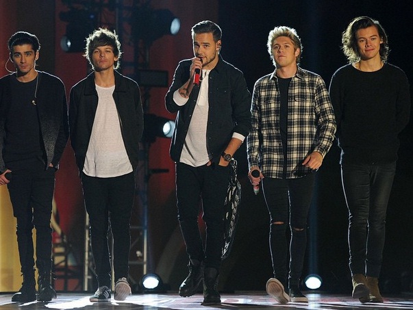 One Direction Rilis Poster Tur Pertama Tanpa Zayn Malik