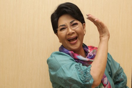 Titiek Puspa Sebut Rima Melati dan Frans Tumbuan Pasangan Serasi