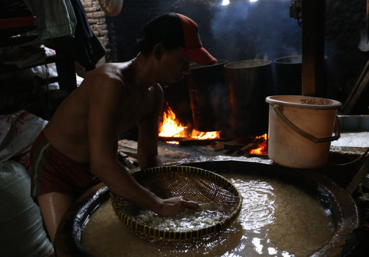 Pemkab Banyumas Protes Fudji Wong Kuasai Hak Eksklusif Merk 'Mendoan' 