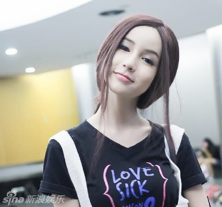 Tanpa Operasi, Yoshi Jadi Pria Tercantik di Thailand