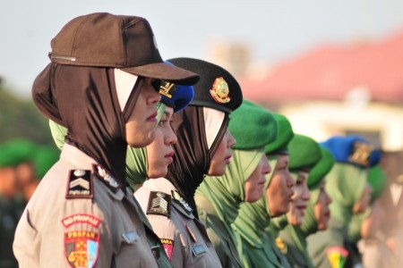 4 Tokoh Ini Ucapkan Apresiasi Polwan Berjilbab