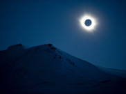 Mengamati si Cantik dari Langit