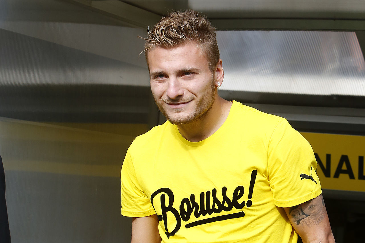 Liverpool dan AC Milan Berebut Striker Borussia Dortmund