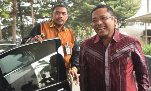 Aturan Rokok Makin Ketat, Industri Rokok Bakal Anjlok?