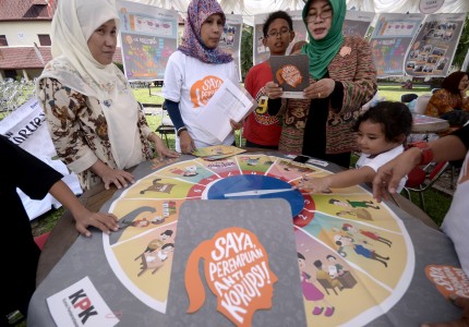 Srikandi KPK Ajak 'Kartini Zaman Now' Tebar Virus Antikorupsi