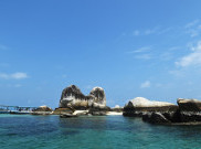 Indahnya Pesona Alam Pulau Batu Berlayar