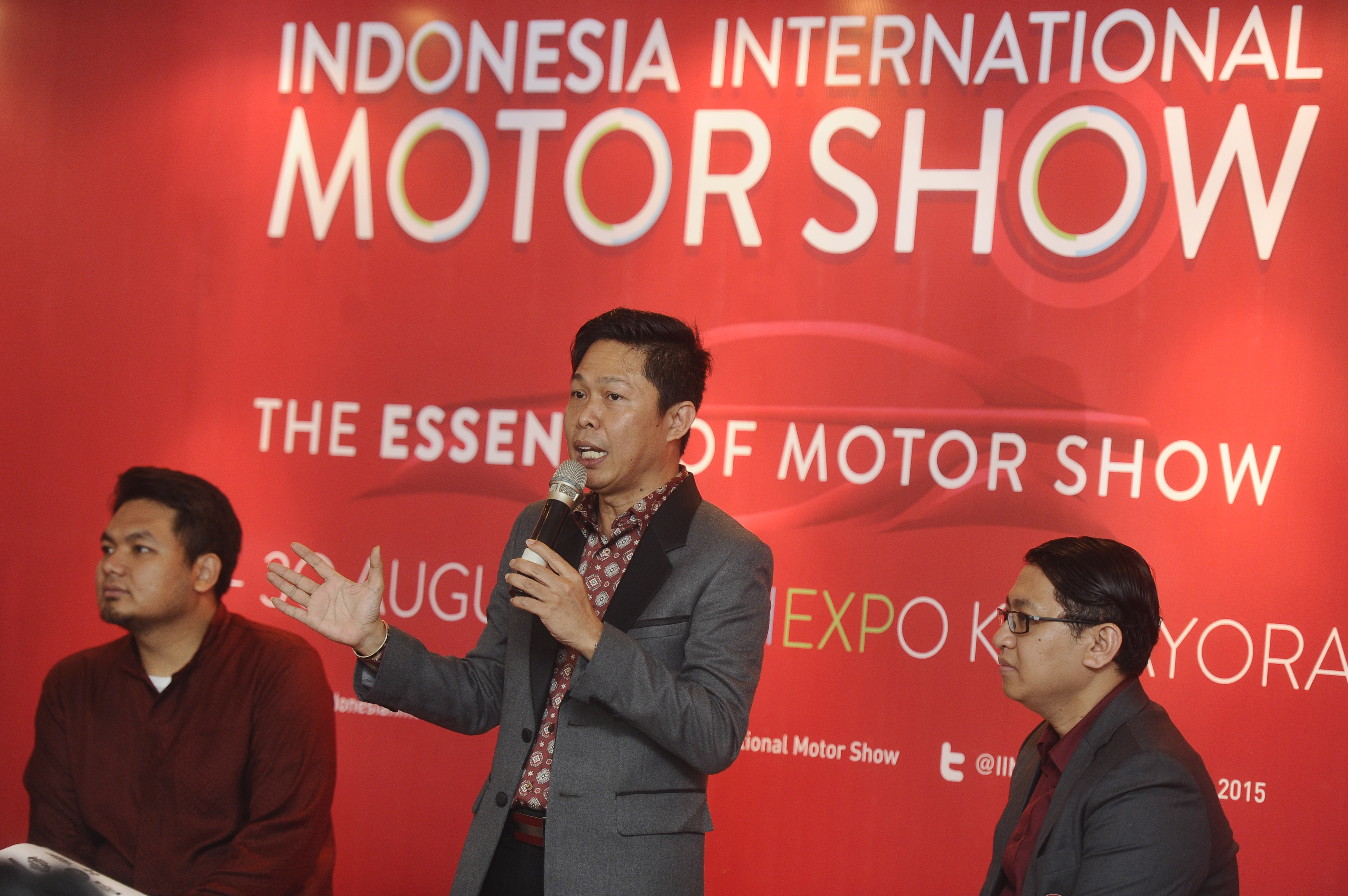 IIMS 2015 akan Pamerkan Alutsista