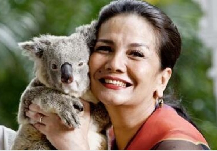 Tips Sehat ala Christine Hakim