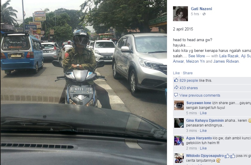 Ulah Pengendara Motor Lawan Arus Hebohkan Dunia Maya
