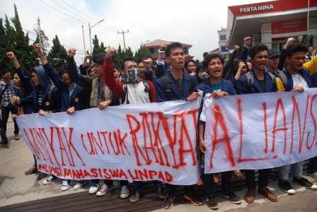 5 Tempat Ini Mahasiswa Tolak Kebijakan Jokowi