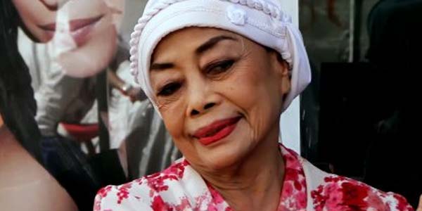 Mpok Nori Dimakamkan di Pondok Rangon
