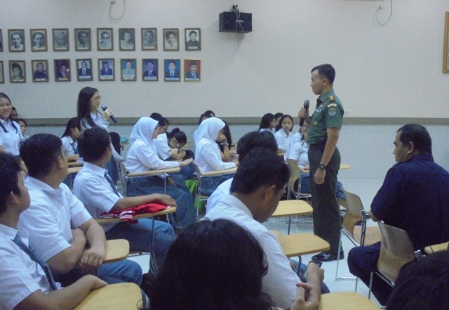 Dandim 0501/JP Blusukan ke SMAN 1 Jakarta