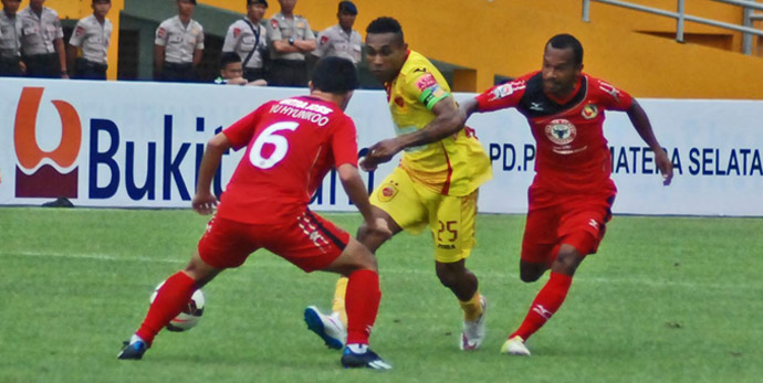  Skor Imbang Warnai Derby Andalas 